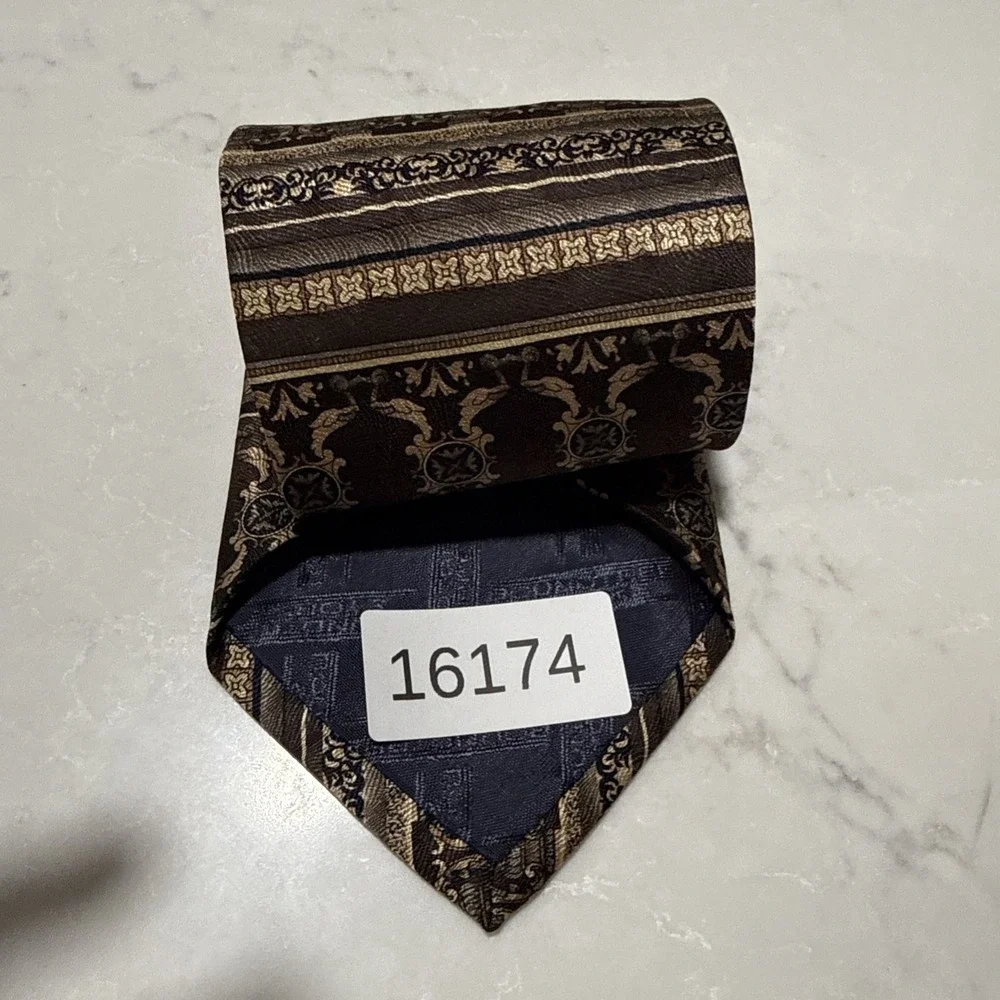 Roundtree & Yorke Silk Tie Extra Long  Geometric Made In USA XL 63X4